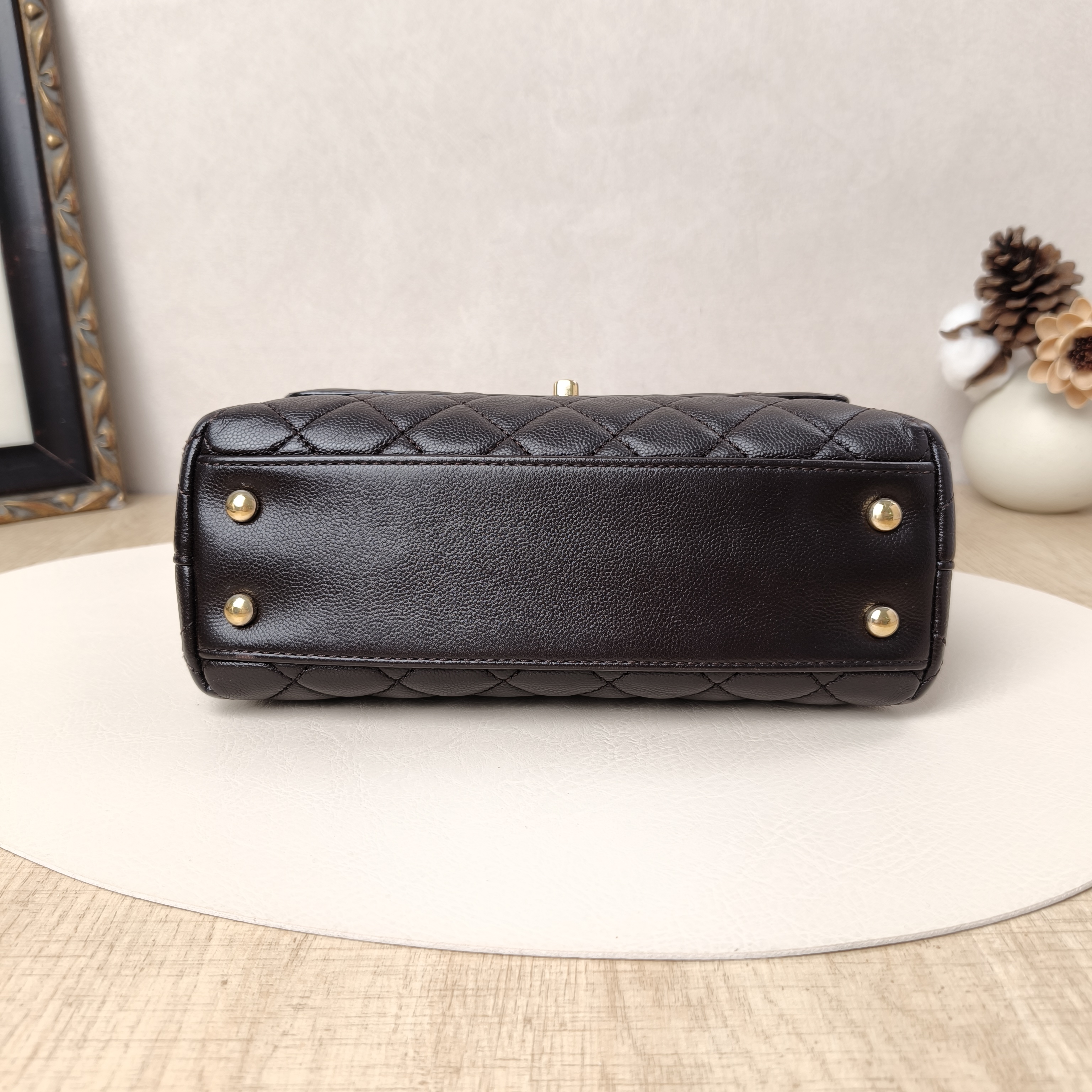 Chanel Top Handle Bag Coco Handle Grained Calfskin Small24 × 10 × 14 cm — cover view 10 of 10