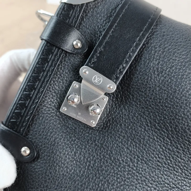 Louis Vuitton Crossbody Bag Side Trunk Box Black Calfskin Medium 23.5 × 8.5 × 16 cm — detail view 9 of 10