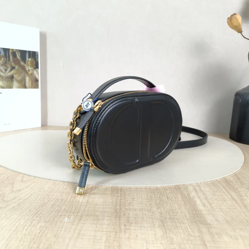 DIOR Shoulder Bag CD Signature Camera Bag Black Calfskin One Size18 × 6.5 × 11 cm — cover view 5 of 5