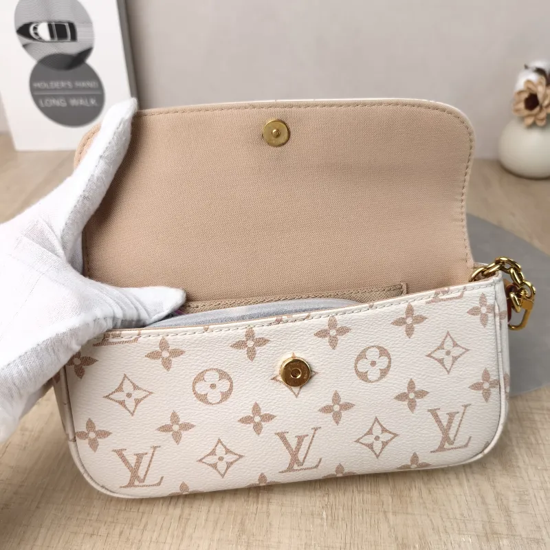 Louis Vuitton Crossbody Bag IVY · Beige PVC Small 23.5 × 4.3 × 12 cm Conditioned — detail view 8 of 11
