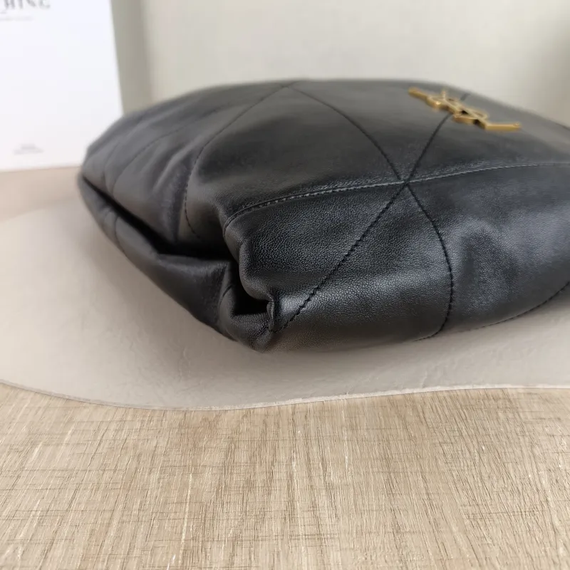 SAINT LAURENT Crossbody Bag JAMIE POCHON Black Lambskin Medium 27 × 3 × 34 cm — detail view 7 of 10