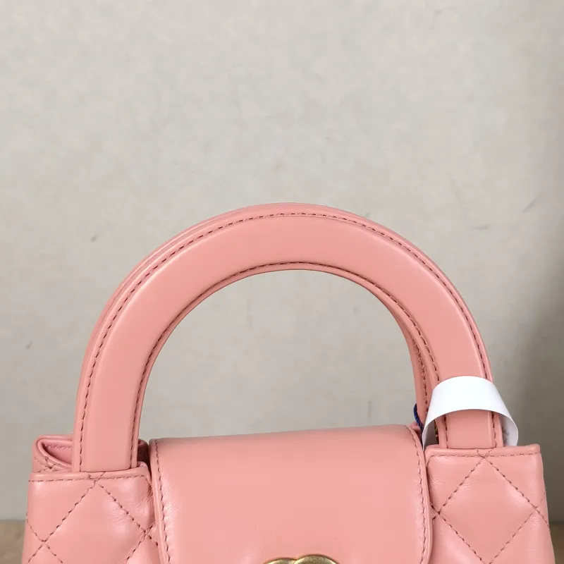 Chanel Crossbody Bag Kelly Pink Calfskinmini19 × 7 × 13 cm — detail view 3 of 15