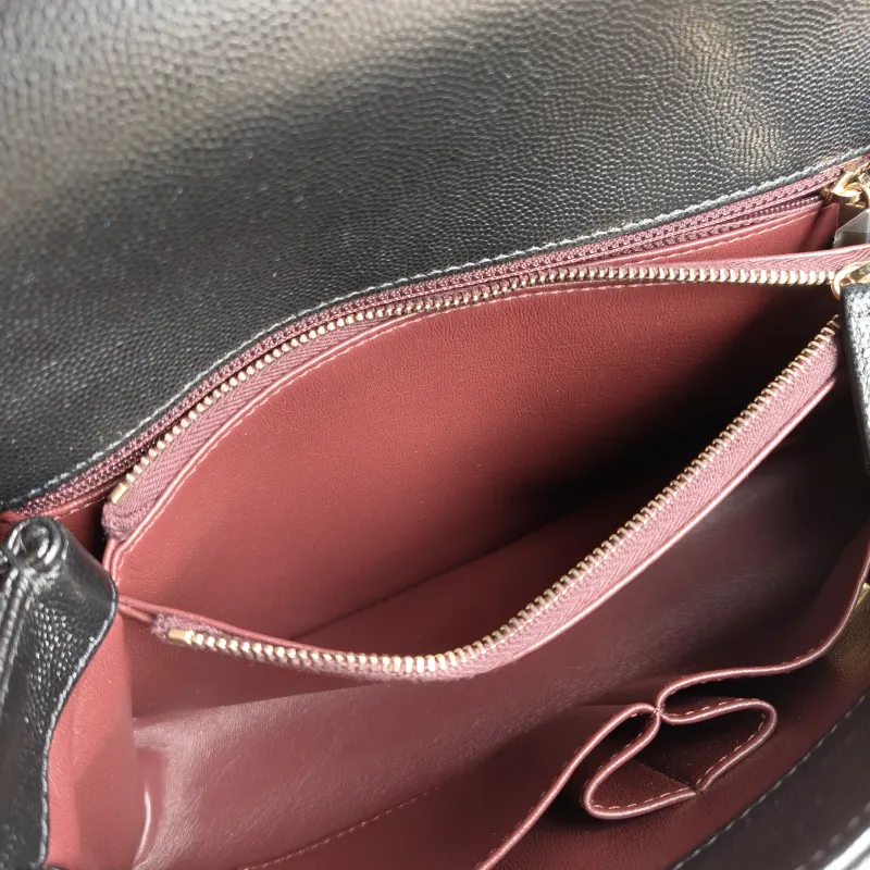 Chanel Top Handle Bag Coco Handle​ Black Grained Calfskin Medium 29 × 12 × 18 cm — detail view 3 of 13