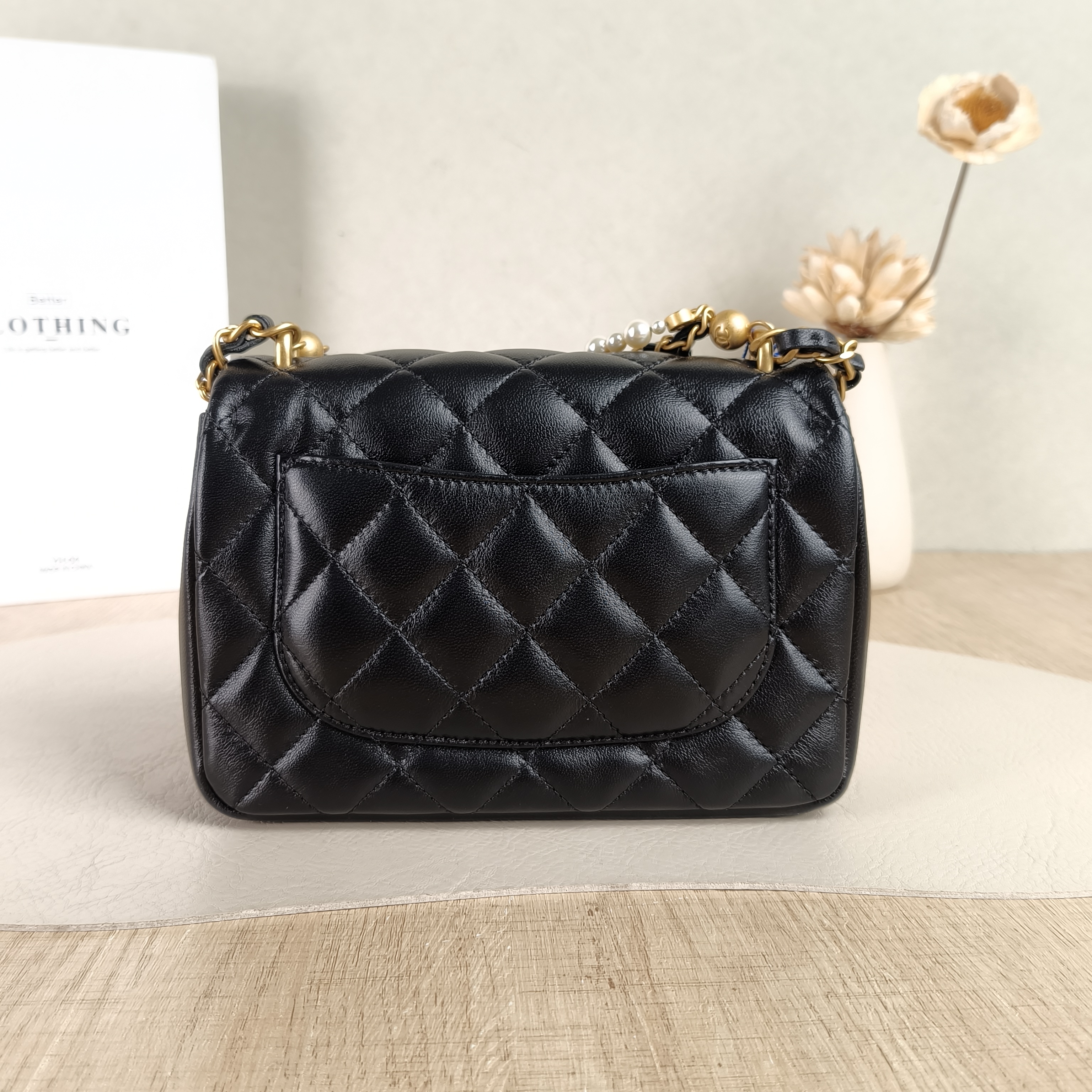 Chanel Crossbody Bag Pearl Black Lambskin One Size17 × 5 × 12.5 cm — cover view 3 of 5