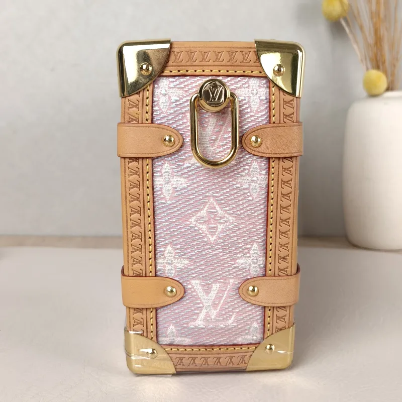 Louis Vuitton Crossbody Bag Side Trunk Box PVC Medium 23.5 × 8.5 × 16 cm — detail view 8 of 11