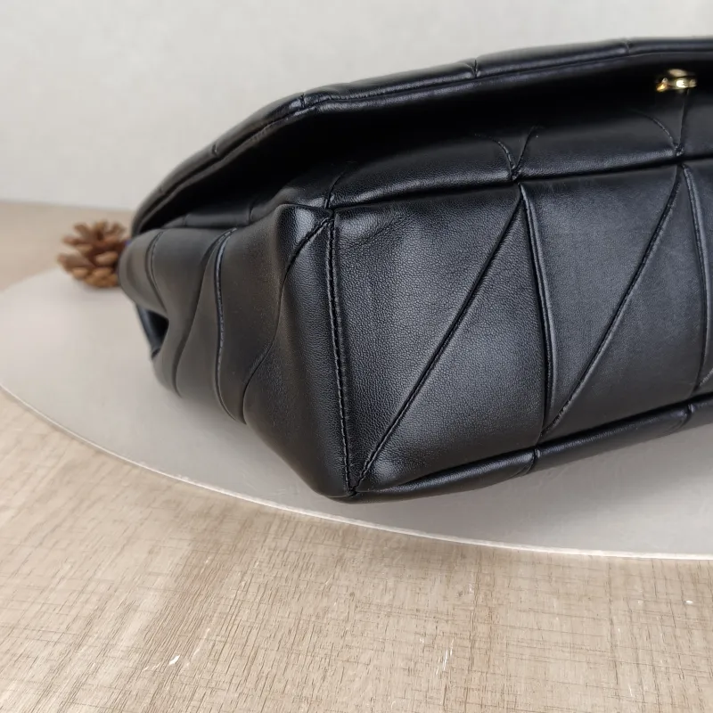 SAINT LAURENT Shoulder Bag Jamie Carre Chain Bag Black Lambskin Large33 × 9 × 22 cm — detail view 13 of 14