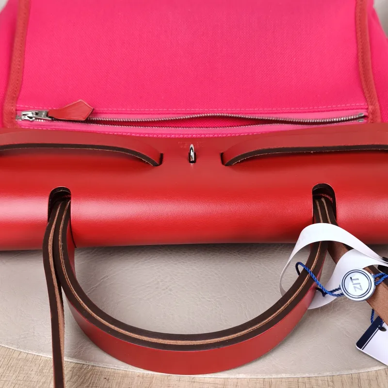 Hermès Crossbody Bag Herbag 31 Red Red Canvas Medium 30.5 × 11 × 25.5 cm Y — detail view 5 of 16