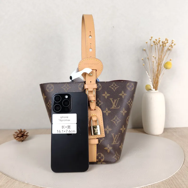 Louis Vuitton Top Handle Bag ALL IN BB Monogram PVCBB16 × 12 × 18 cm — cover view 4 of 5