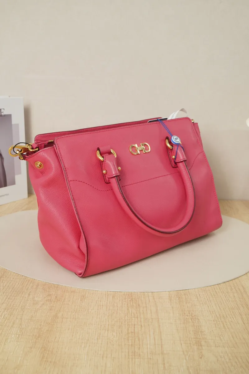 FERRAGAMO Pink Calfskin · Shoulder Strap · 27 × 12 × 21 cm — cover view 4 of 7