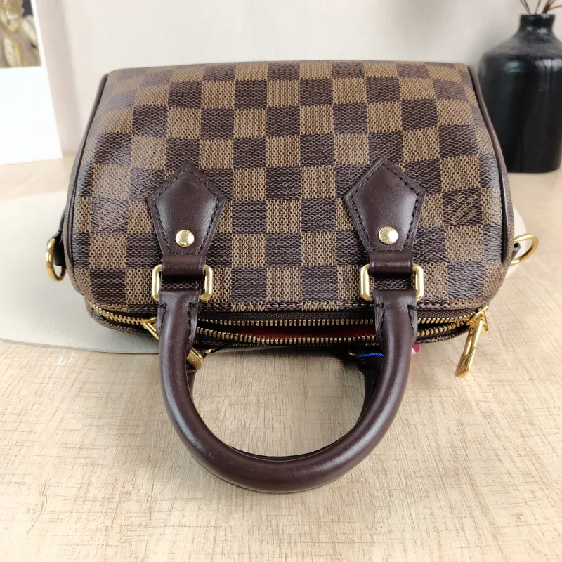 Louis Vuitton Crossbody Bag Speedy20 Shoulder Strap PVC Small 20.5 × 12 × 13.5 cm — detail view 10 of 12