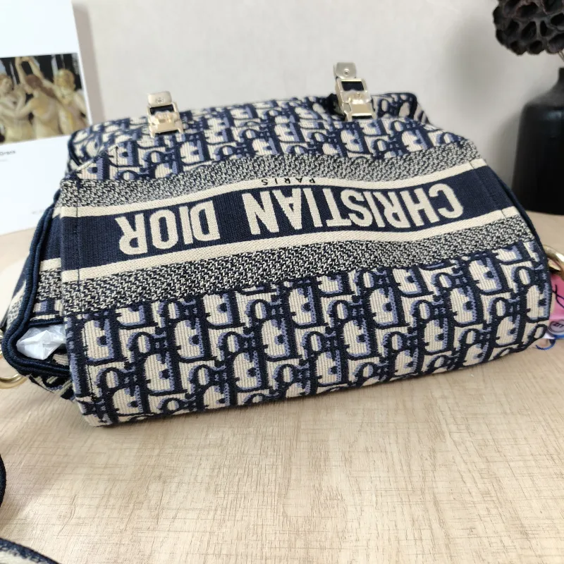 DIOR Crossbody Bag camp Messenger Bag Blue Canvas Medium29 × 12 × 22 cm — detail view 5 of 11