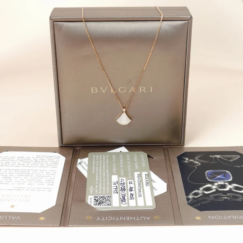 Bvlgari Necklace Divas' Dream White Mother-of-Pearl Diamond18KR ose Gold Small44cm — cover view 9 of 10