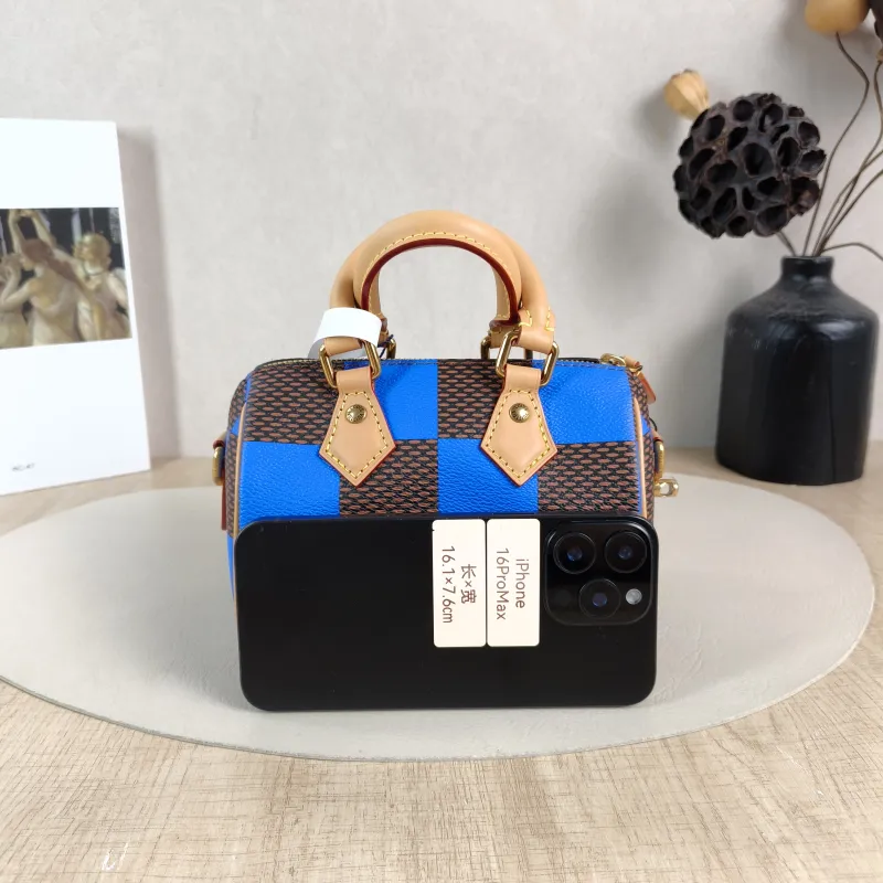 Louis Vuitton Crossbody Bag Speedy 18 PVC 18 × 10 × 12 cm — cover view 2 of 6