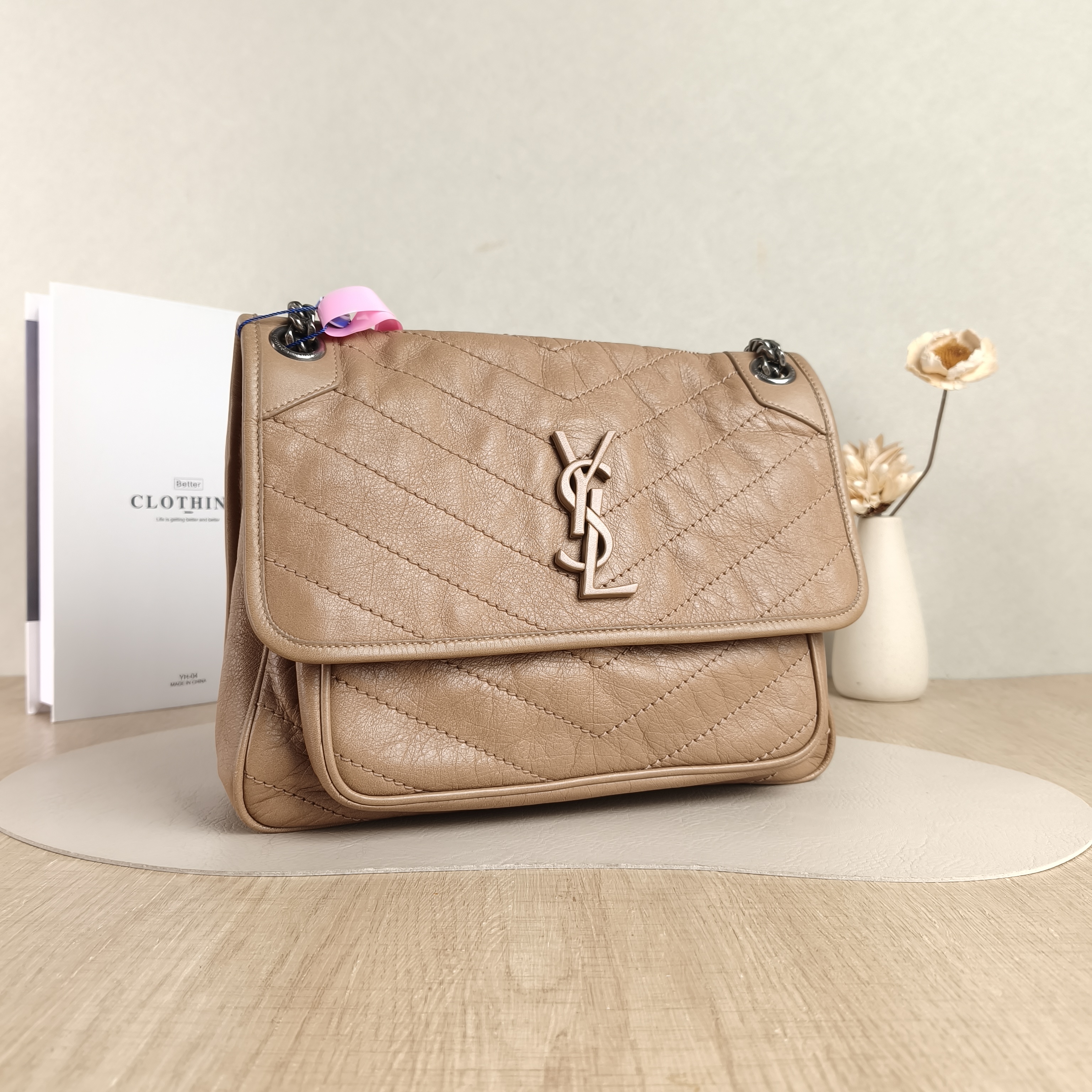 SAINT LAURENT Crossbody Bag Niki D Calfskin Medium28 × 8.5 × 20 cm — cover view 5 of 5