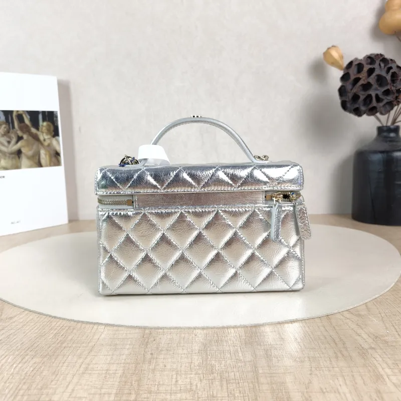 Chanel Top Handle Bag lp Silver Waxed Leather One Size19.5 × 5 × 17 cm — cover view 5 of 5