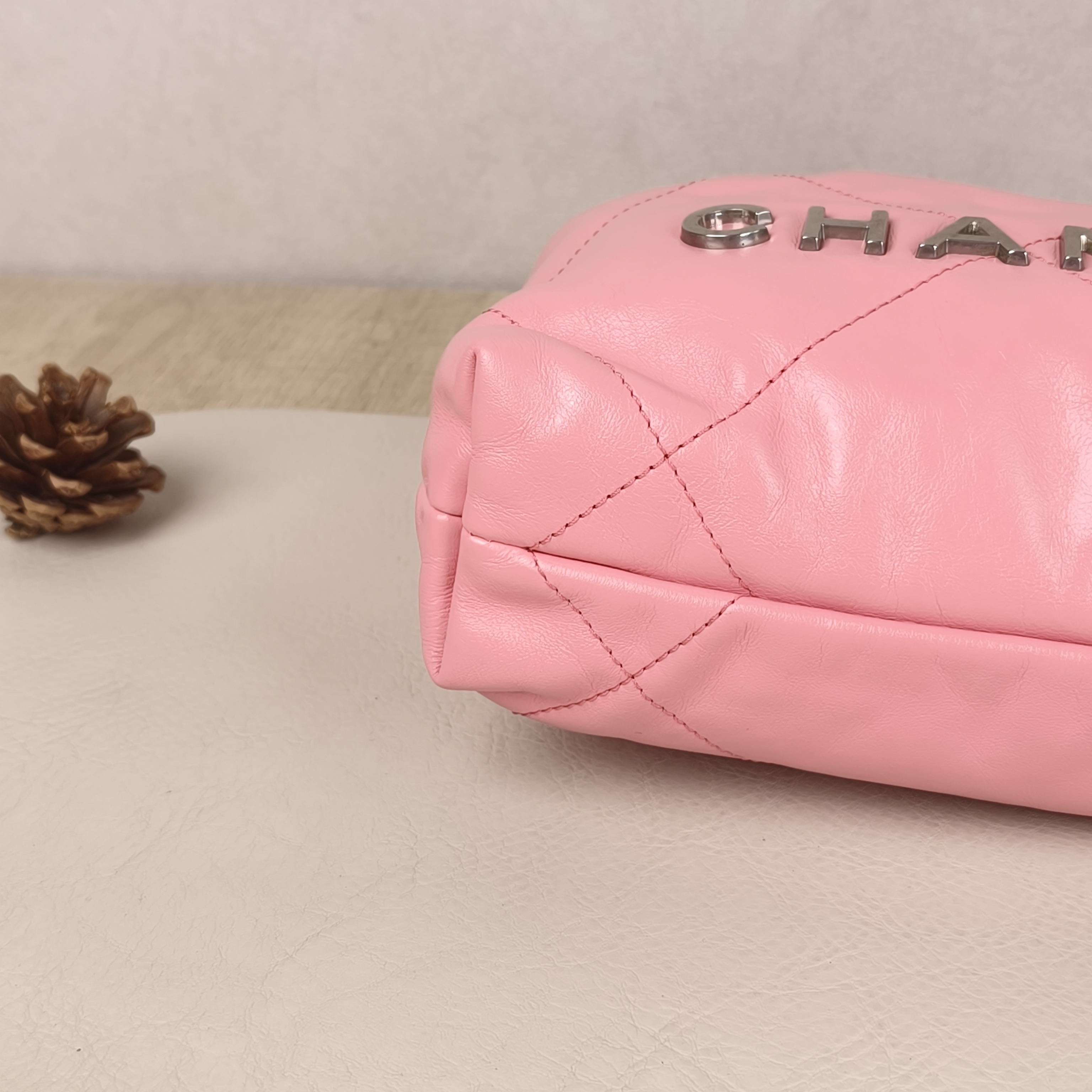 Chanel 22bagmini Pink Calfskin Microchip Edition · Dust Bag · 20 × 6 × 19 cm — cover view 4 of 8