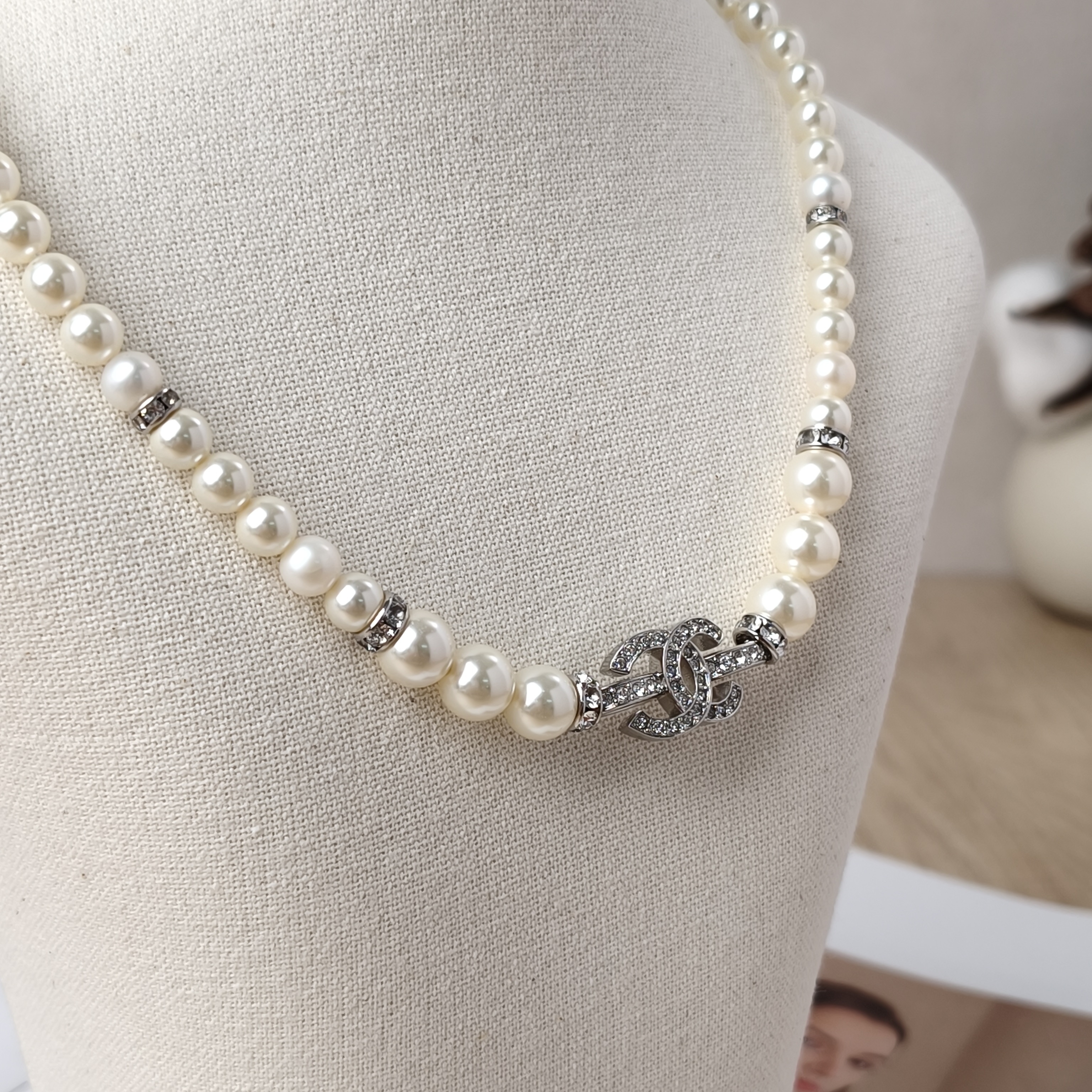 Chanel Necklace25s c Pearl Necklacechocker Silver One Size38cm One Size — cover view 3 of 11