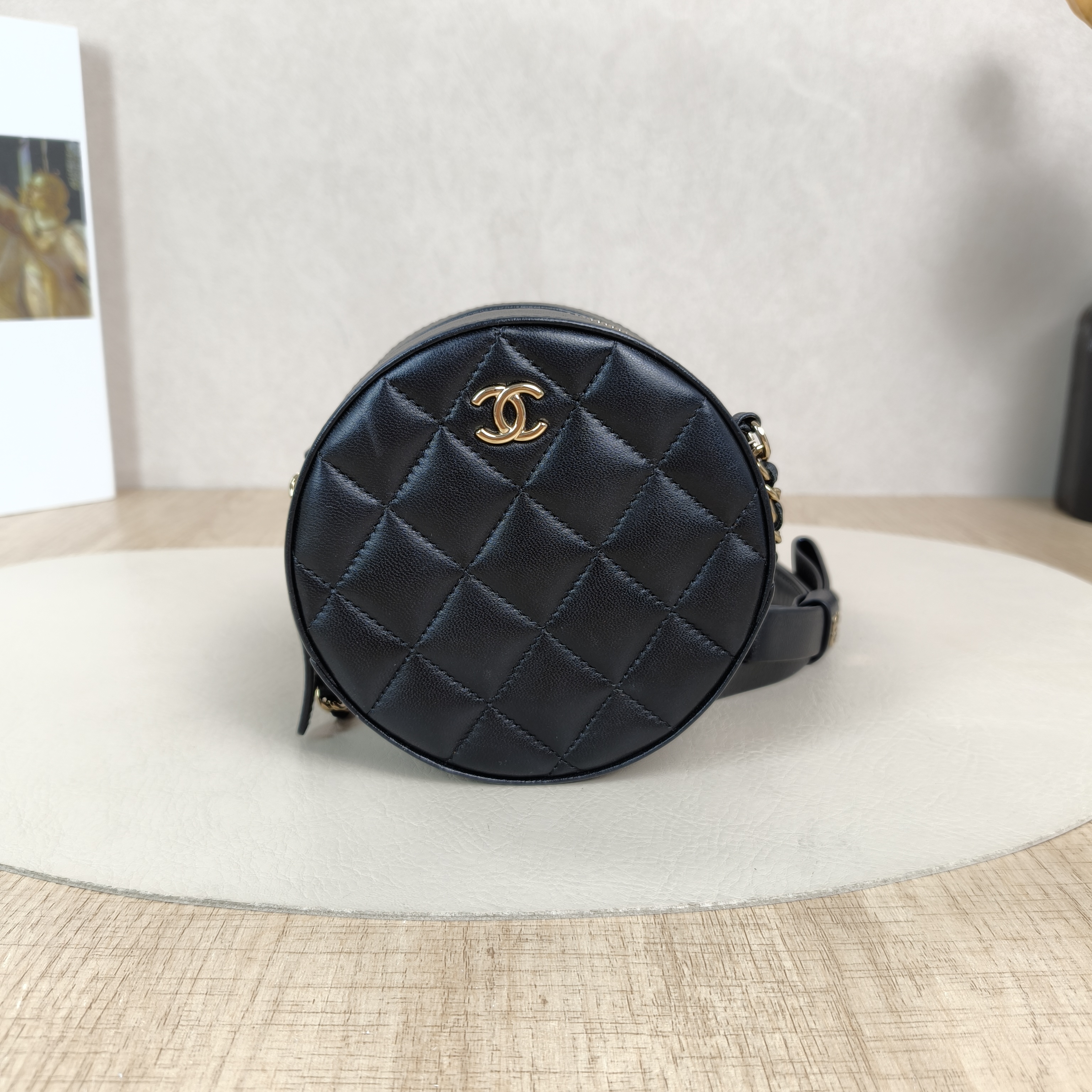 CHANEL Bag 12*6*12