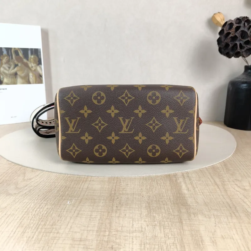 Louis Vuitton Crossbody Bag Speedy20 Shoulder Strap PVC Small20.5 × 12 × 13.5 cm — cover view 5 of 6