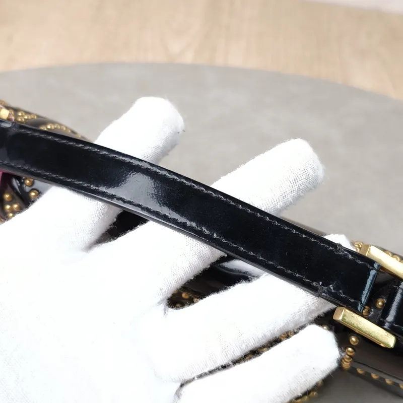 DIOR Crossbody Bag ama Black Patent Leather Mini 19 × 3 × 12 cm — detail view 2 of 12