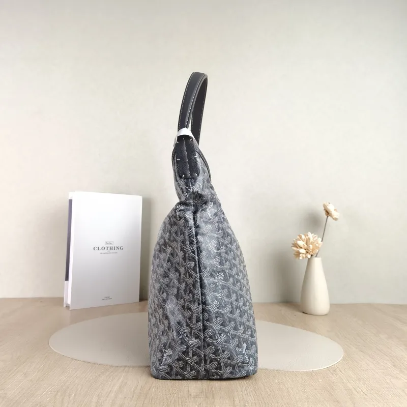 GOYARD Shoulder Bag Boheme Hobo​ Grey ine Canvas Small 34 × 14 × 31 cm — detail view 3 of 10