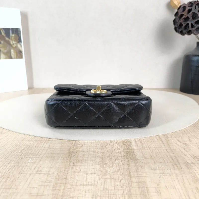 Chanel Crossbody Bag Classic Flap Mini CF Mini Lambskinmini17 × 8 × 13.5 cm — cover view 4 of 6