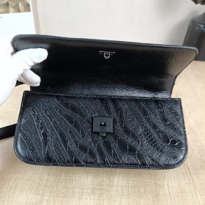 BALENCIAGA Shoulder Bag GOSSIP Black CC alfskin Small 23.5 × 10.5 × 12.5 cm — detail view 5 of 12