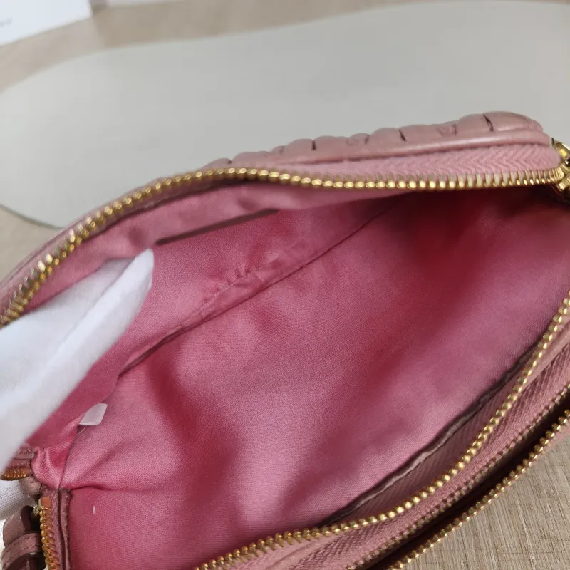 Miumiu Shoulder Bag Camera Bag Pink Lambskin 16 × 4 × 9 cm — detail view 3 of 9