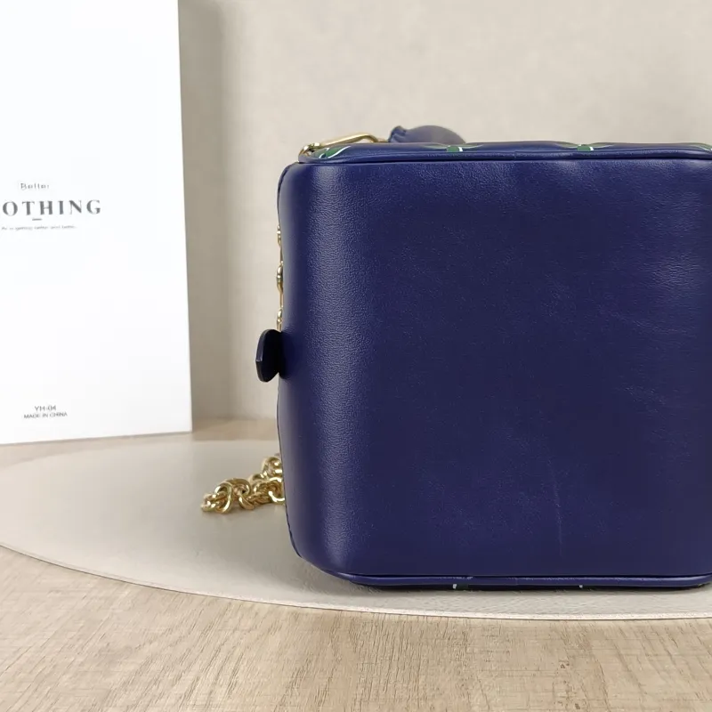 Louis Vuitton Top Handle Bag Square Blue Calfskin One Size15 × 15 × 15 cm — cover view 3 of 8