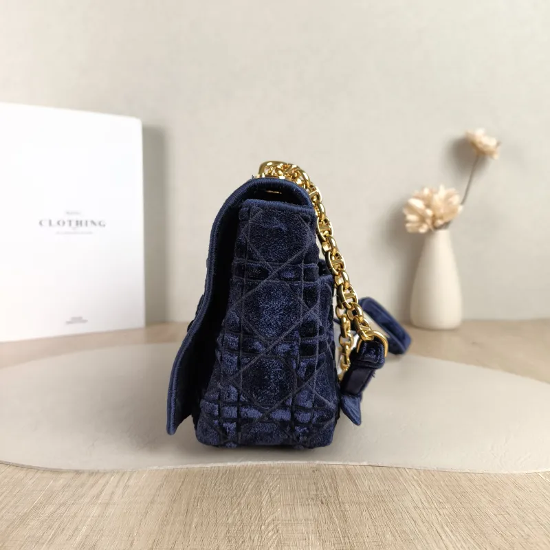 DIOR Crossbody Bag Caro Chain Bag Blue Velvet Medium 25.5 × 9 × 15.5 cm — detail view 4 of 12