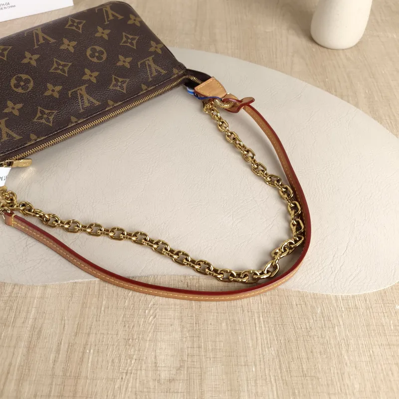 Louis Vuitton Shoulder Bag Pochette Accessoires Two Straps Monogram PVC Large 23.5 × 4 × 13.5 cm — detail view 10 of 10