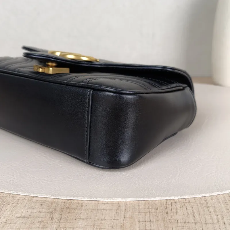 GUCCI Crossbody Bag GG Marmont Small Marmont 22Black CC alfskin Small22 × 6 × 13 cm — detail view 3 of 12