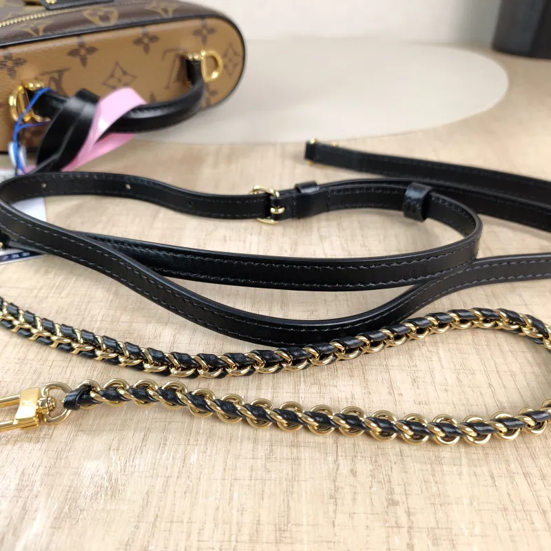 Louis Vuitton Shoulder Bag VANITY POUCH Cosmetic Bag Monogram PVC One Size 19 × 6.5 × 11.5 cm — detail view 10 of 10