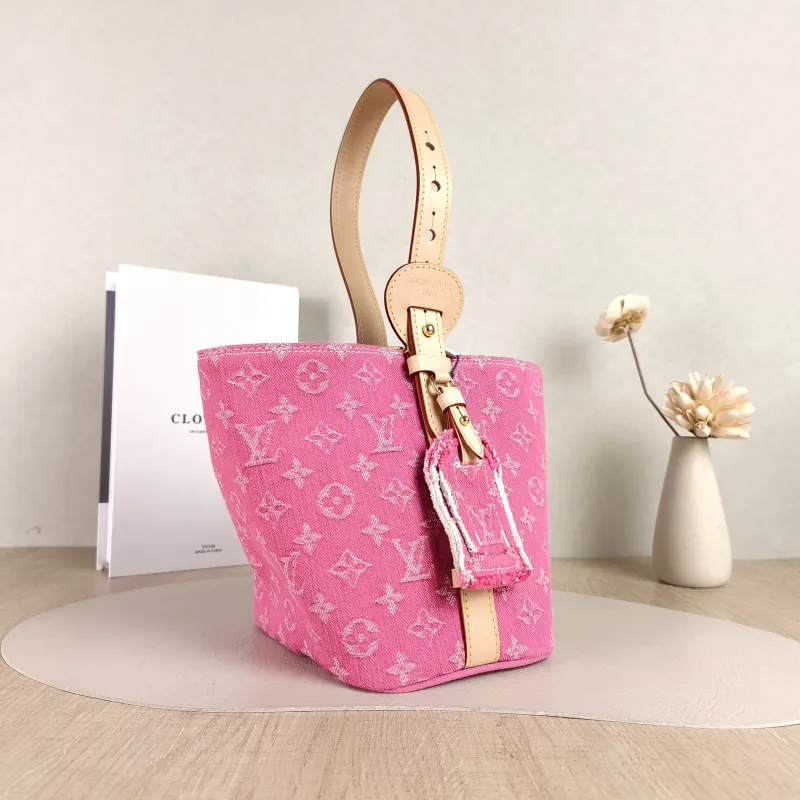 Louis Vuitton Top Handle Bag ALL IN BB BB 16 × 12 × 18 cm — cover view 2 of 6