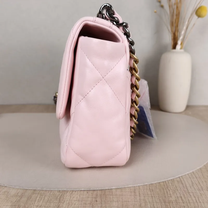 Chanel Crossbody Bag 19Bag Pink SL ambskin Small 26 × 9 × 16 cm — detail view 9 of 14