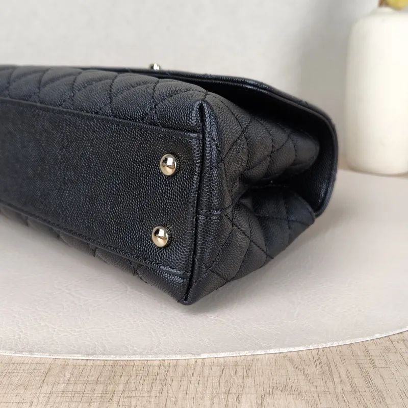 Chanel Top Handle Bag Coco Handle​Black Grained Calfskin Small24 × 10 × 14 cm — detail view 4 of 13