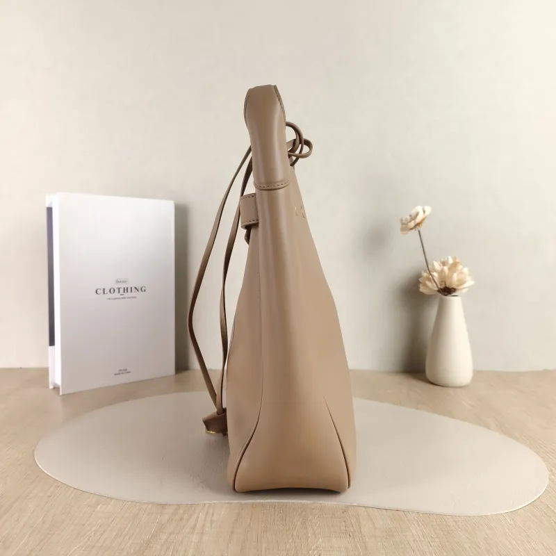 BALENCIAGA Crossbody Bag bel air hobo Shoulder Crossbody Bag Taupe Calfskin One Size 27 × 9 × 27 cm — detail view 8 of 12