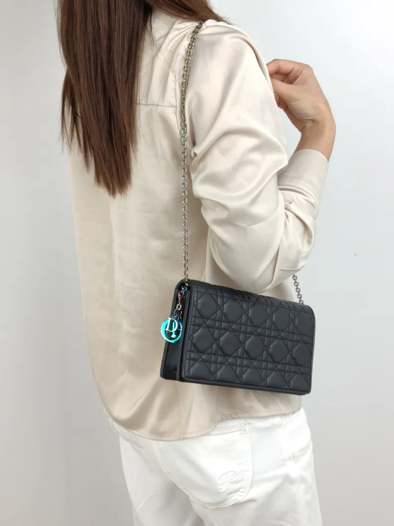 DIOR Shoulder Bag Chain Shoulder Crossbody Bagwoc Black Lambskin One Size 21.5 × 4 × 12.5 cm — on-model view 2 of 2