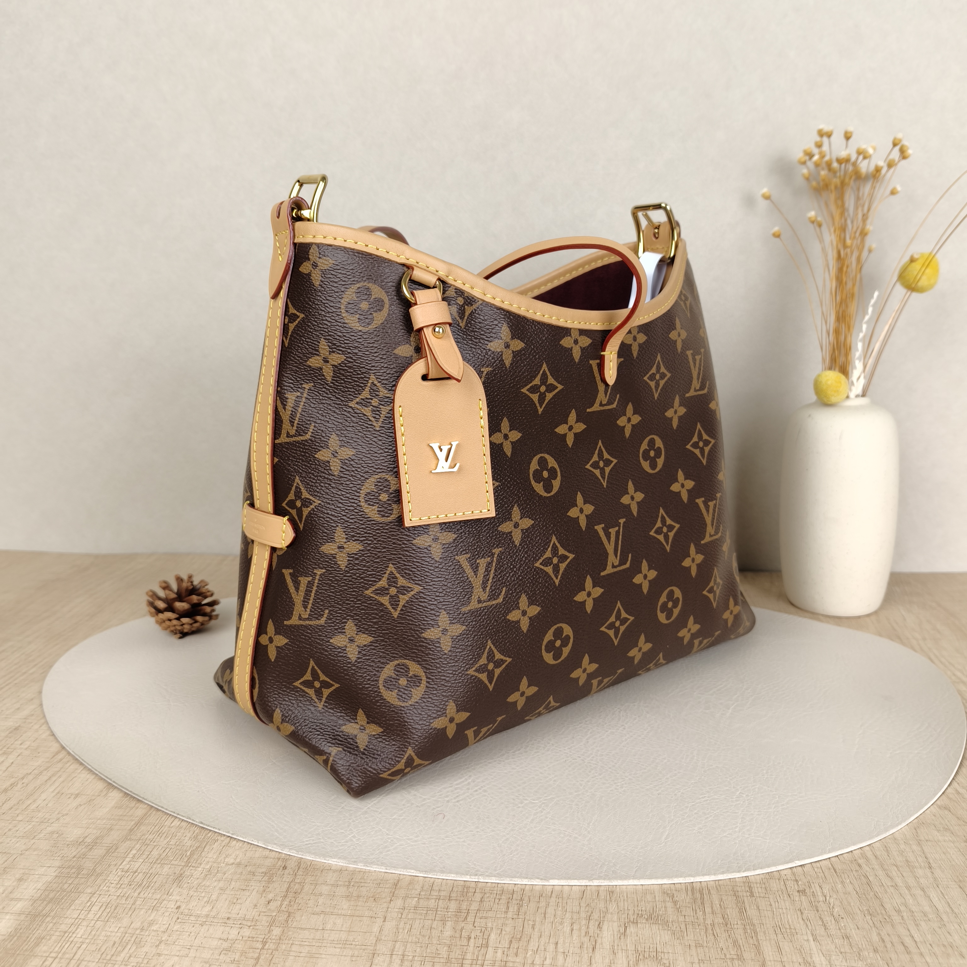 Louis Vuitton Crossbody Bag Carryall — cover view 8 of 9