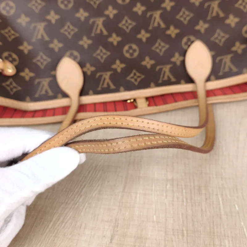 Louis Vuitton Shoulder Bag Neverfull Monogram PVC Medium31 × 14 × 28 cm — detail view 5 of 11