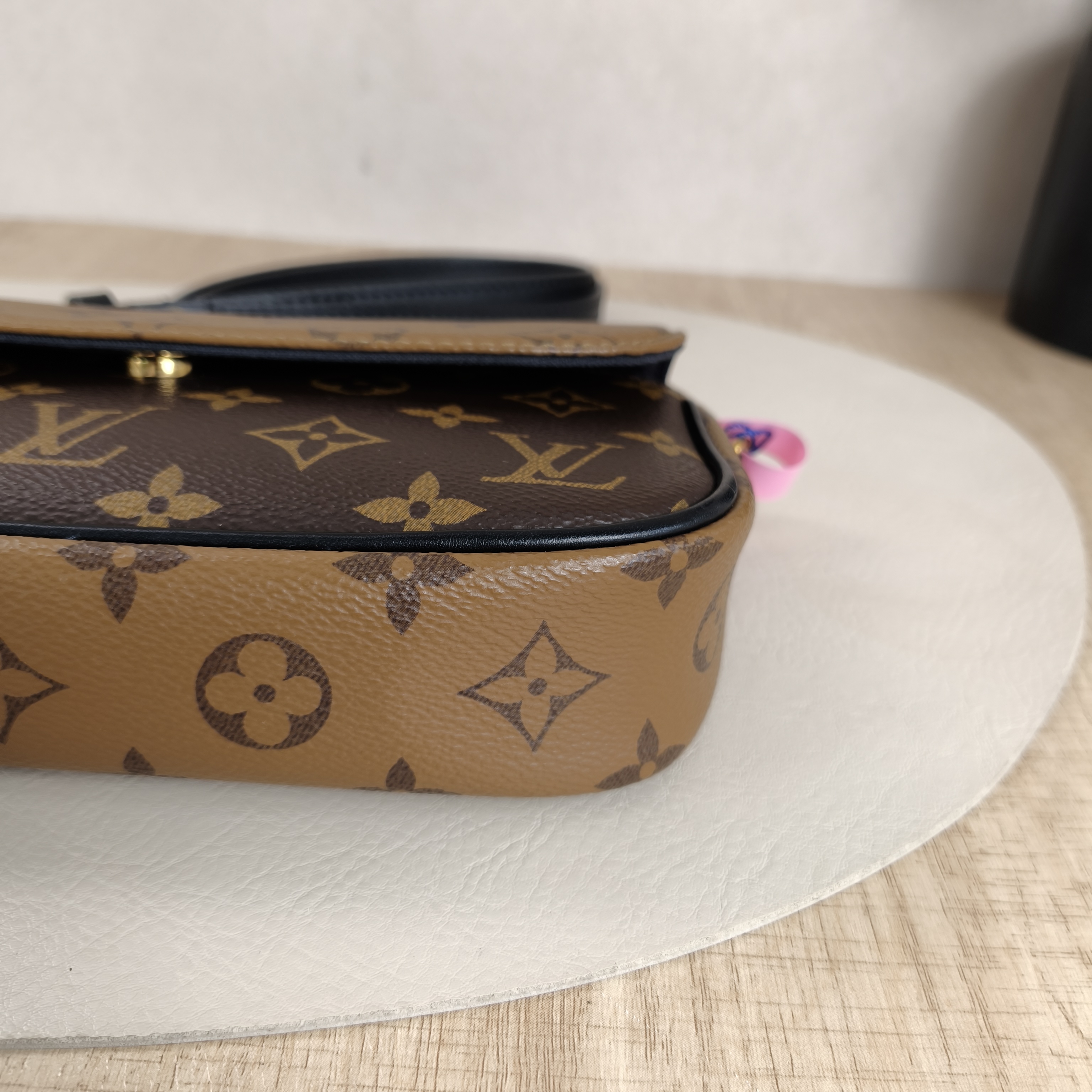 Louis Vuitton Crossbody Bag IVY Monogram PVC Small23.5 × 4.3 × 12 cm — cover view 8 of 12