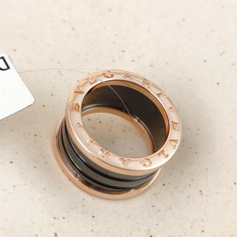 Bvlgari Ring B.ZERO1Collection Rose Gold 18KR ose Gold One Size 53 — cover view 3 of 9