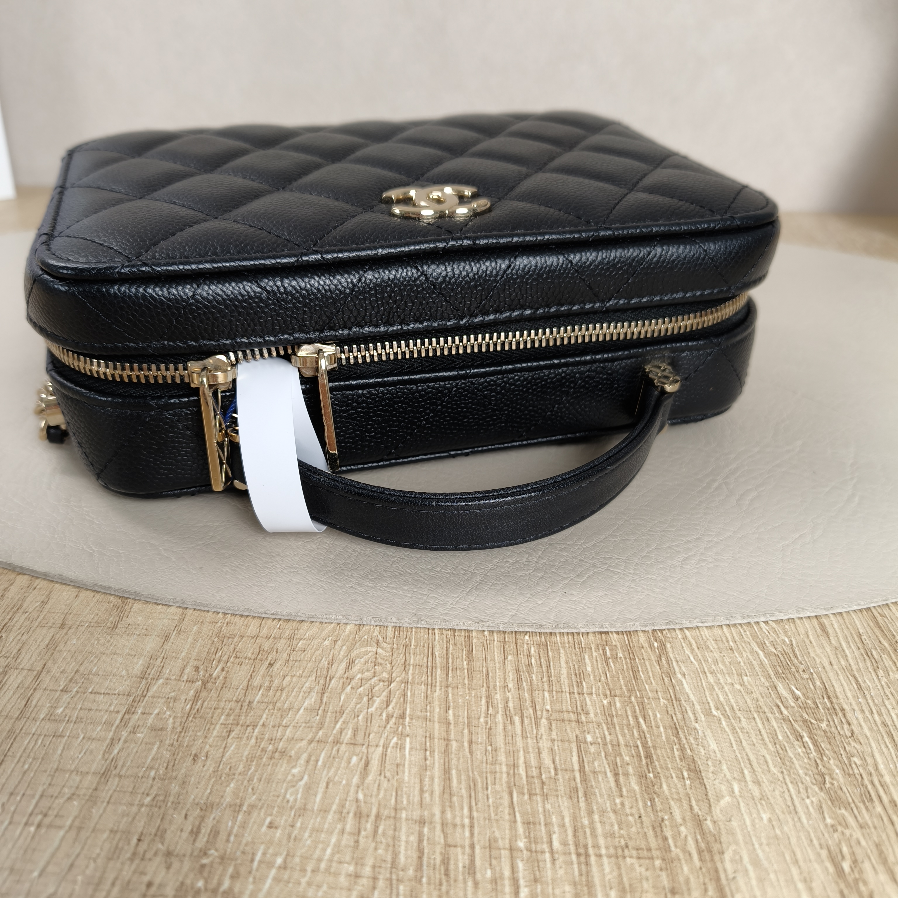 Chanel Pre-Owned Bag · DS60600008 — cover view 8 of 11