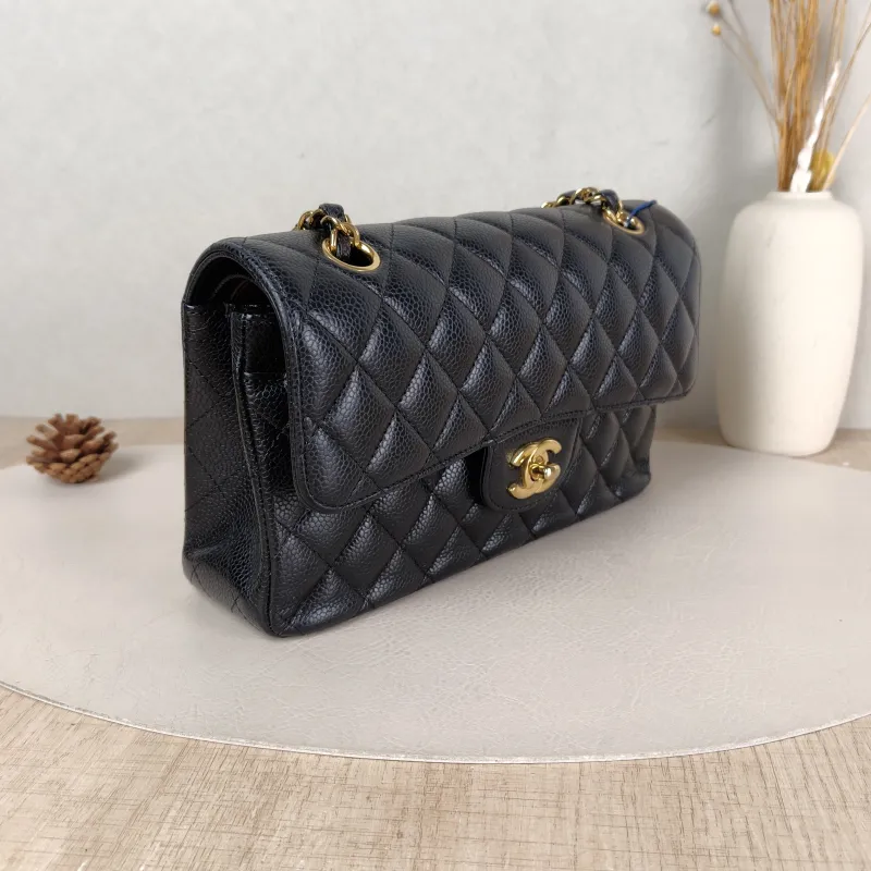 Chanel Crossbody Bag Classic Flap CF Black Grained Calfskin Small 23 × 6 × 14.5 cm — cover view 2 of 5