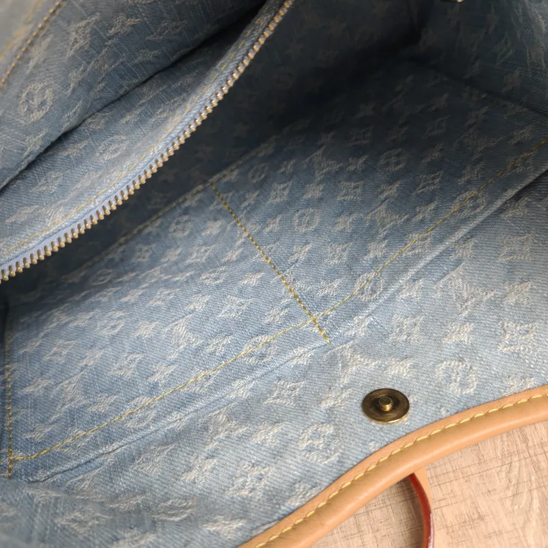 Louis Vuitton Crossbody Bag Carryall Blue Small29 × 12 × 24 cm — detail view 4 of 14