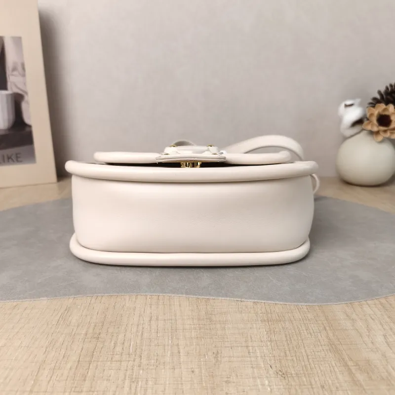 Louis Vuitton Crossbody Bag Hide and Seek Messenger Bag White Epi Embossed Calfskin 21 × 8 × 15 cm — cover view 5 of 5