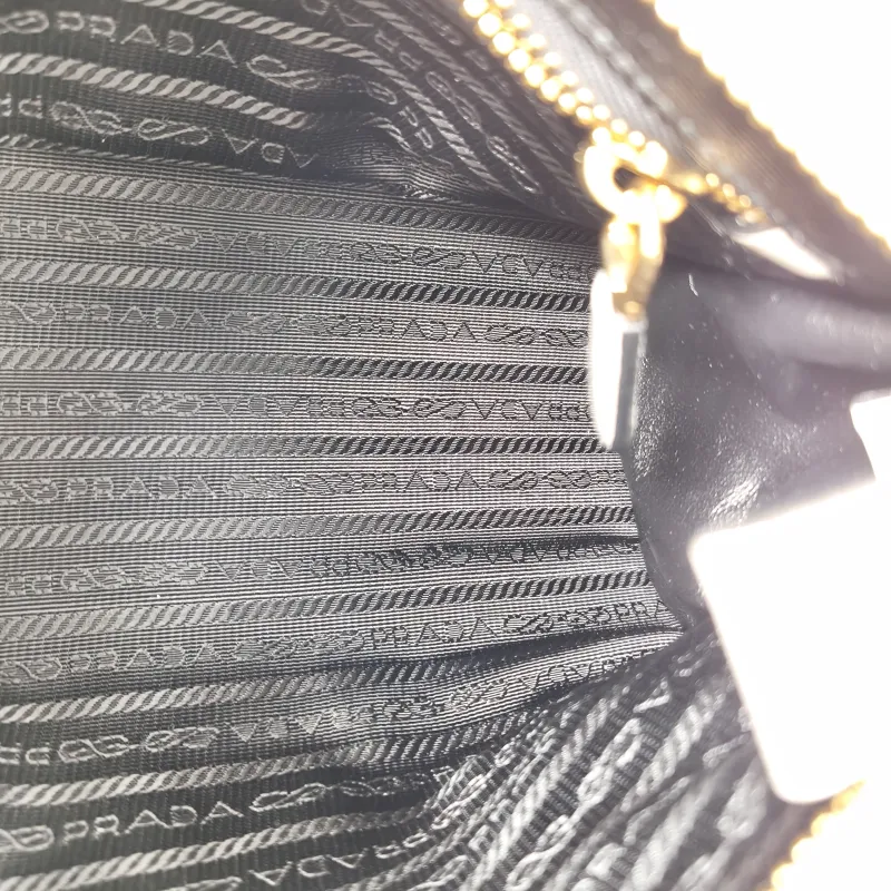 PRADA Shoulder Bag Bonnie Shoulder Bag White Waxed Leather Calfskin Small26 × 10 × 17 cm — detail view 10 of 15