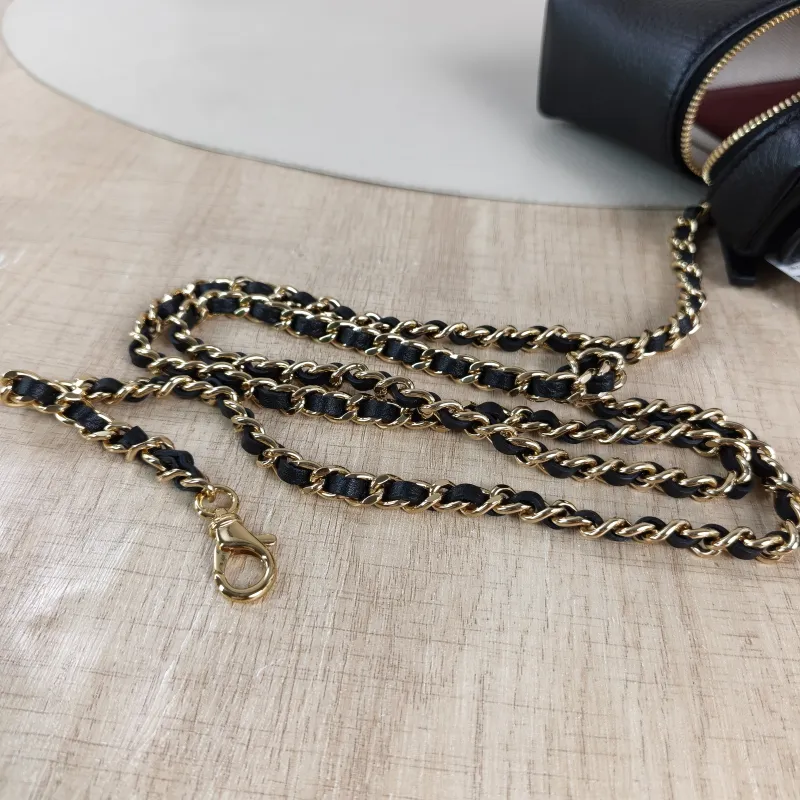 Chanel Crossbody Bag lp Box Bag Top Handle Crossbody Bag Black Calfskin One Size 19 × 5 × 12 cm — detail view 12 of 12