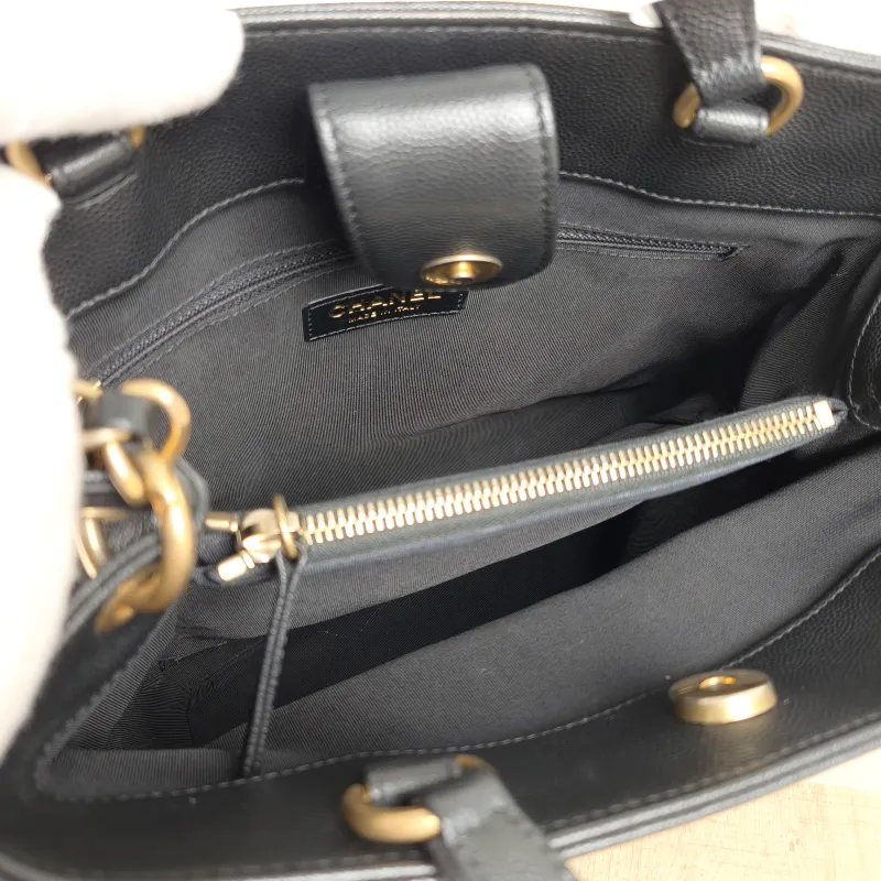 Chanel Shoulder Bag Tote Bag Black Calfskin One Size25 × 8 × 23 cm — detail view 8 of 12