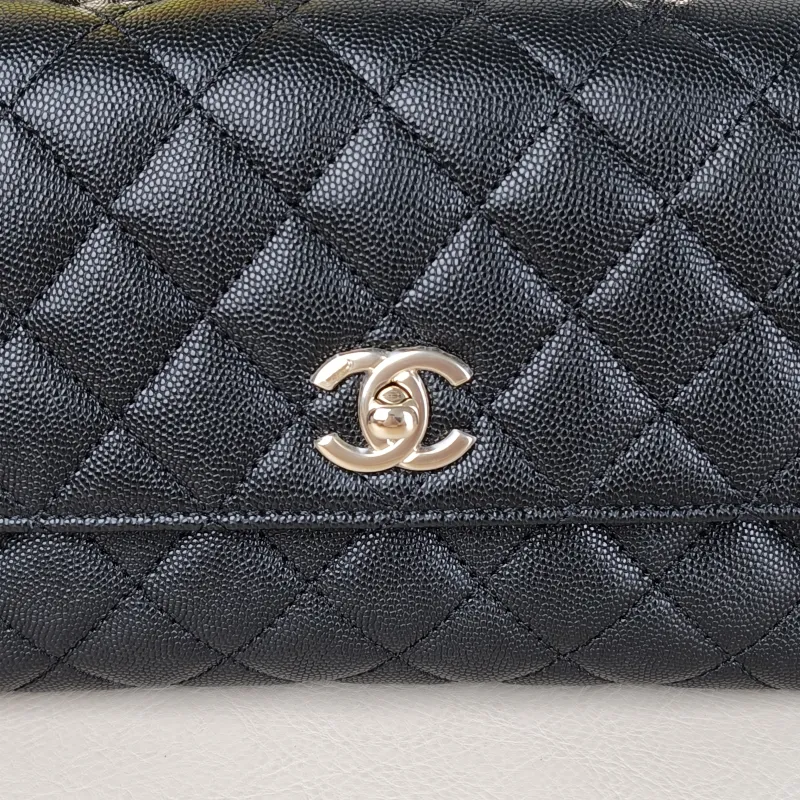 Chanel Top Handle Bag Coco Handle​Black Grained Calfskin Small24 × 10 × 14 cm — detail view 12 of 13